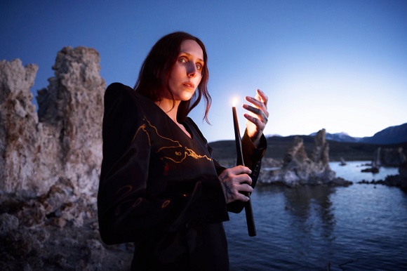 chelsea wolfe https://www.echoes-zine.cz/files/editor/Victimer/chelsea%20wolfe%2026.jpg